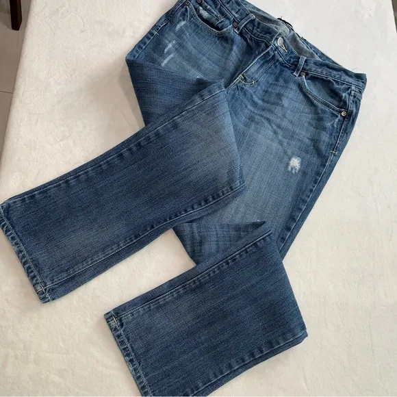 Abercrombie and Fitch Erin Distressed Mid Rise 90’s Jeans Size 6 S (short) blue - Picture 12 of 15